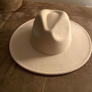 Vici EL DORADO HAT. Never worn